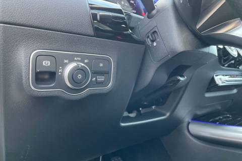 b66c1e8b-d315-4083-818f-0d1720234edf.jpeg
