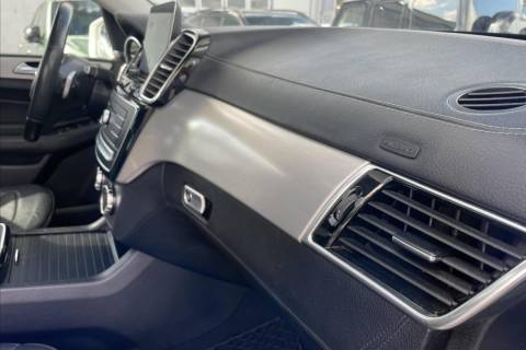 cd3336e6-5f5f-4afa-96eb-fe5b9e78f061.jpeg